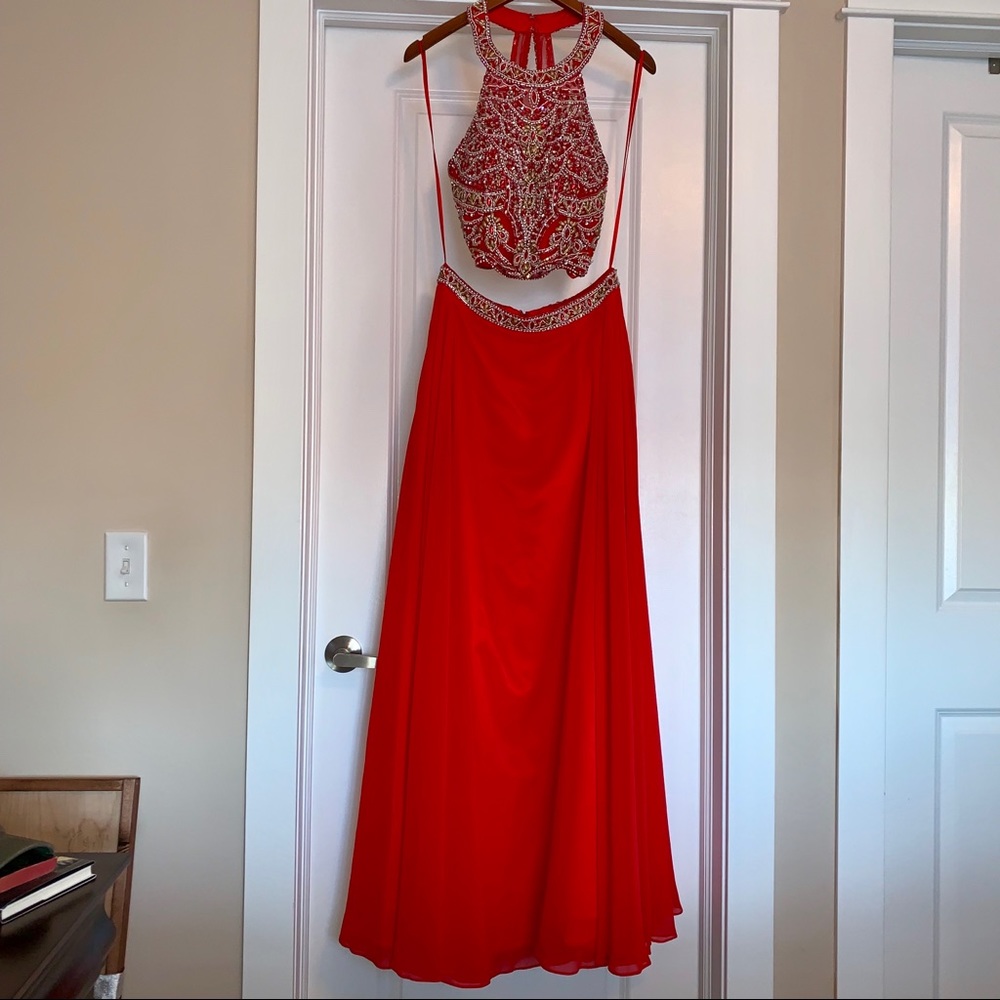 Let’s 2 piece red prom dress